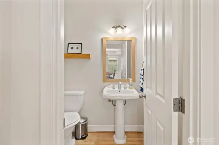 1/2 Bath