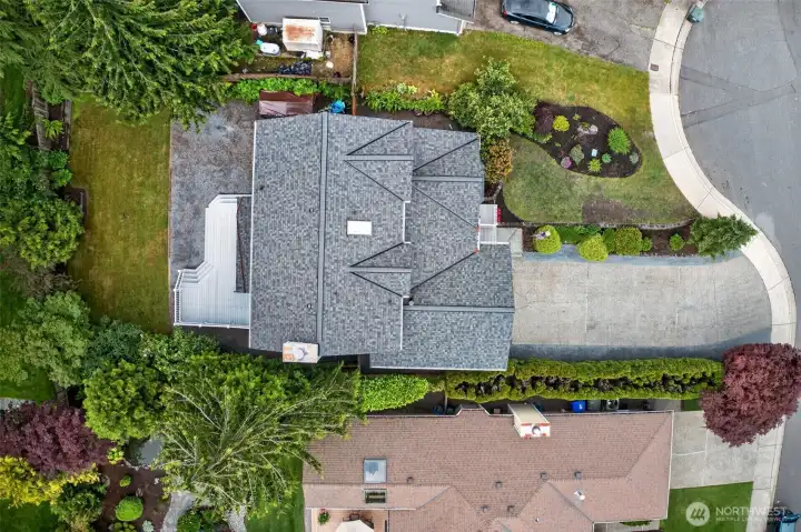 Brand new 30 year roof Brand new 30 year roof