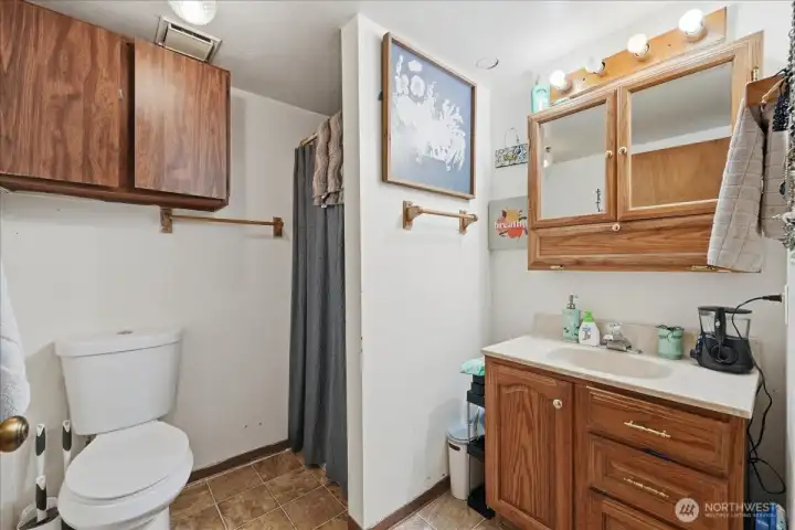 3/4 bath with walk-in shower 3/4 bath with walk-in shower