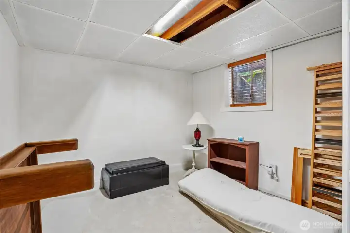 Basement additional room Basement additional room