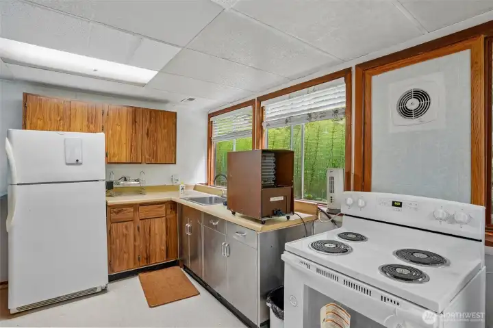 Basement kitchen Basement kitchen
