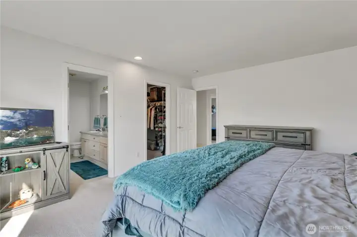 There is a very generous walk in closet in this primary room. It is also a fantastic size can easily fit a king bed and furniture! There is a very generous walk in closet in this primary room. It is also a fantastic size can easily fit a king bed and furniture!