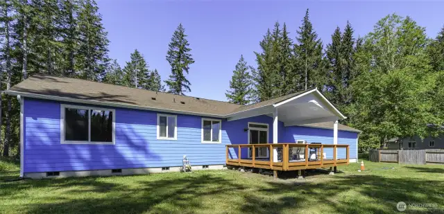 Certainly can stay dry under the deck winter or summer.
