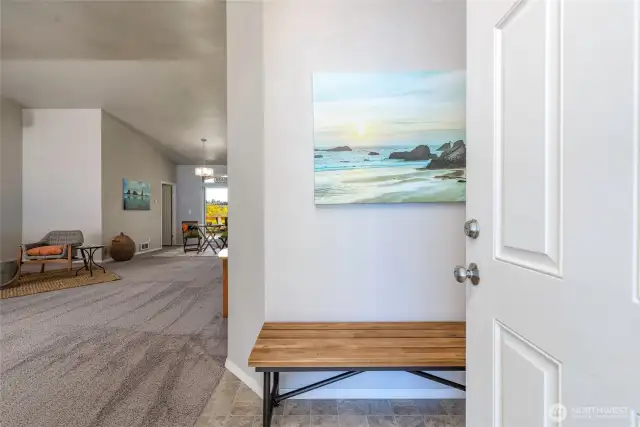 Entering from the front door.  Come on in, here is your beach house.  Great vacation spot!