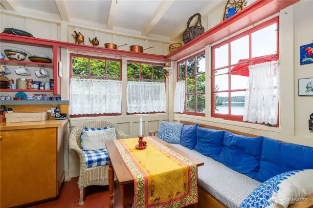 Cozy dining nook off the kitchen