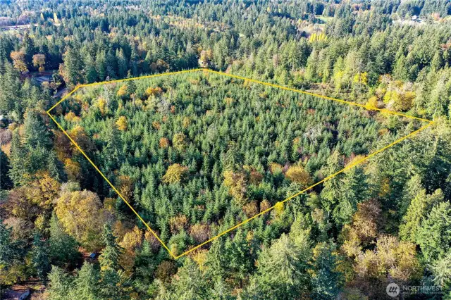 Outline of parcel. Cornwall entrance to the left.