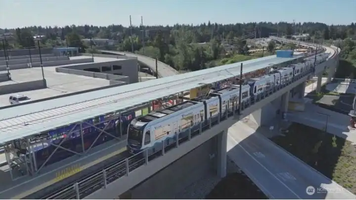 Kent DesMoines Lite Rail is now open !