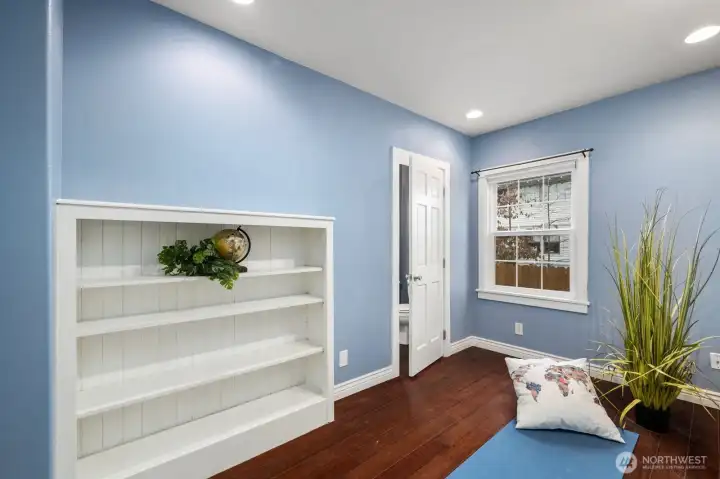 Private studio/office area off formal living room