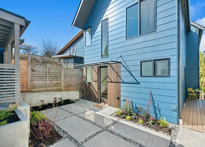 Convenient entrance from carport