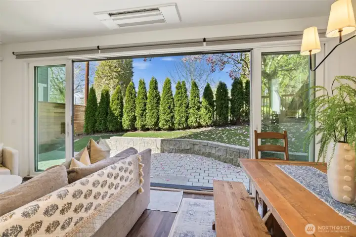 Indoor-outdoor flow to private yard