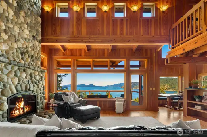 Vaulted ceilings, out-of-this-world views and oversized windows.