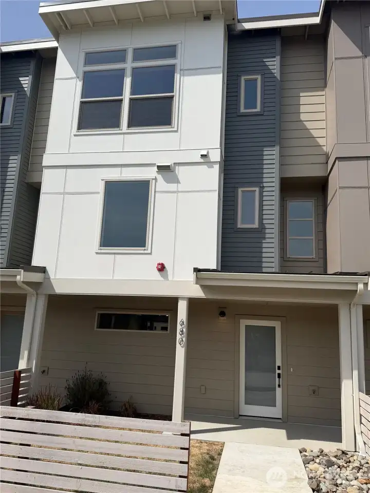 Welcome to 680 W Kline Road!