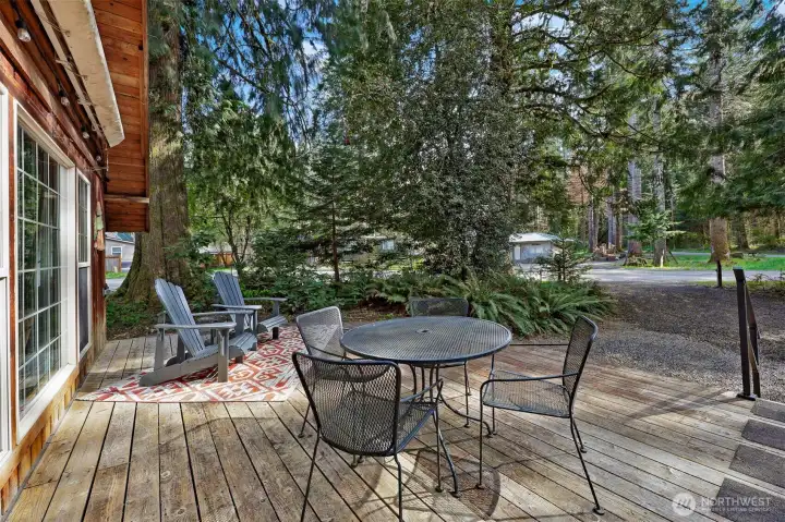 Enjoy Afternoon Sun and Sunsets from the Front Deck