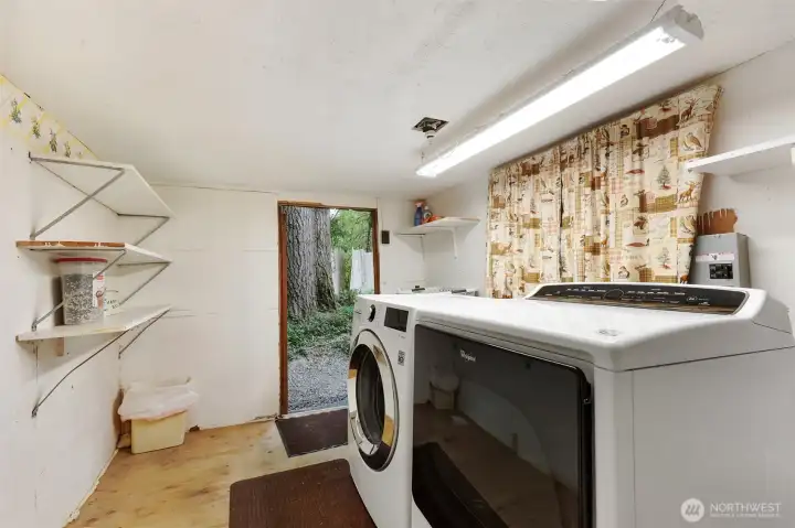 Washer, Dryer, and Hot Water Heater replaced since 2018