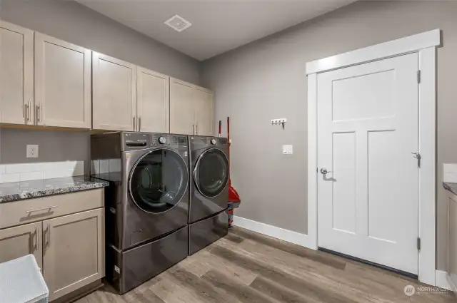 Laundry/Mud Room