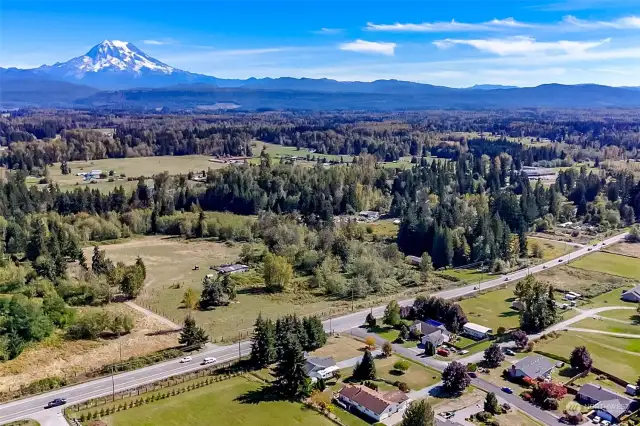 Eatonville to the right - South Hill to the left.