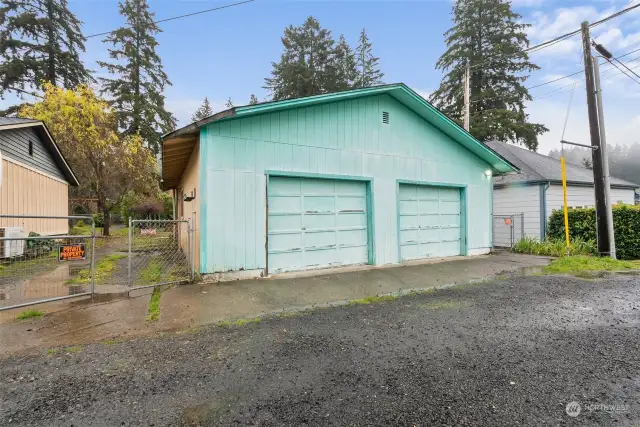 Garage entry off the alley.