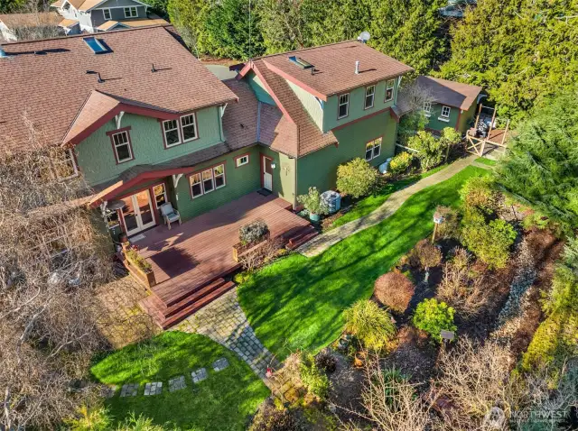 Great view of the back of the house and yard.