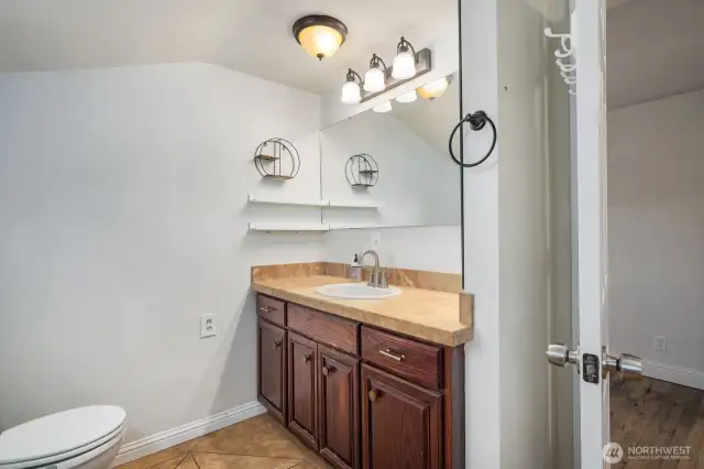 Upstairs Primary full bath
