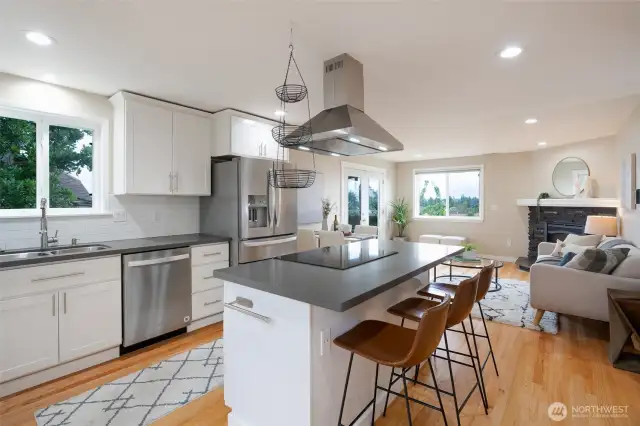 Open concept kitchen w/ island