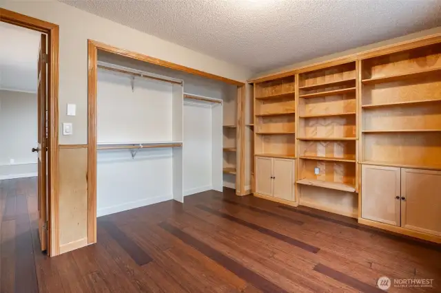 Could be converted into additional room