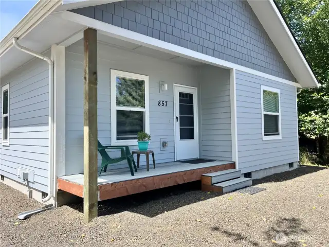 Elegantly designed and built in 2021 on-site in a wonderful neighborhood.