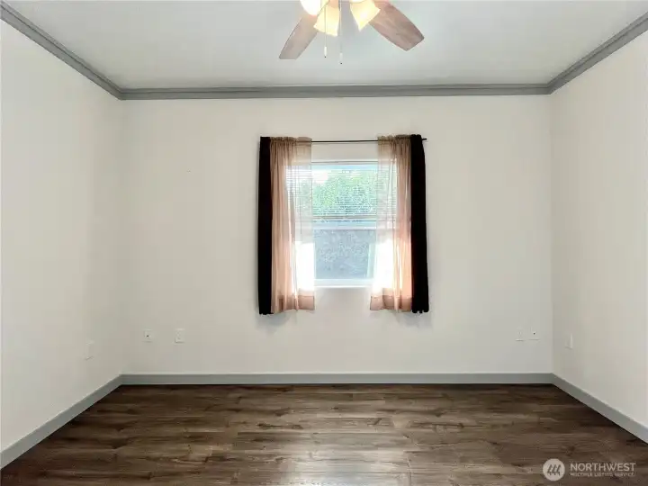 Large Primary Suite with attached Walk in Closet and Bathroom
