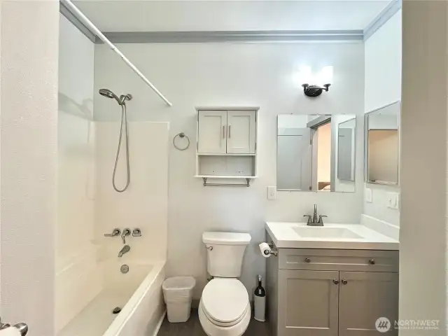 View of the bathroom with tub, vanity   - squeaky clean and move in ready