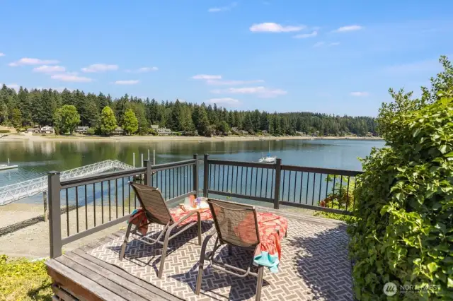Deck area close to the beach and dock