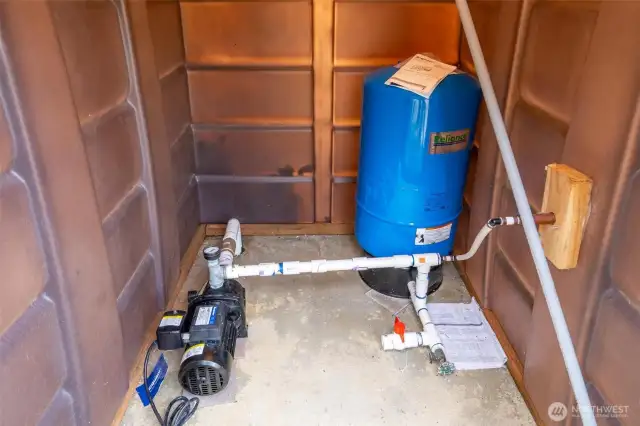 Well holding tank and new pump