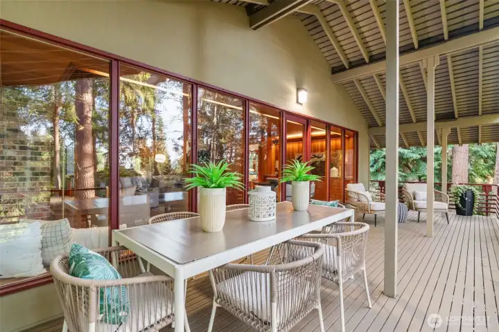 Covered outdoor entertaining area.