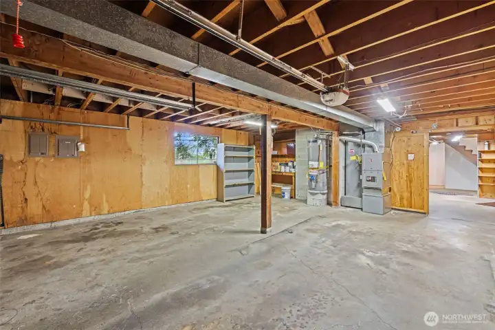 extra large garage with major extra space