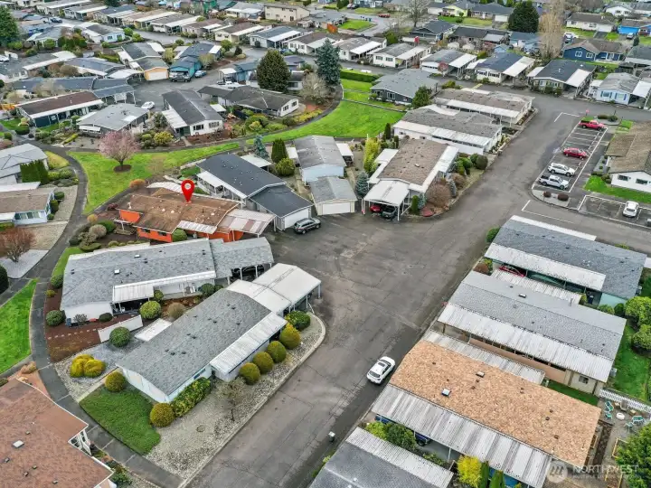 Nearby guest parking is ideal for having people visit.