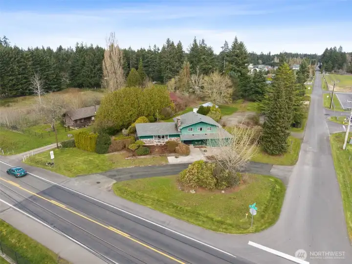 Prominent corner of Rich Road and 87th Avenue SE. You can make new memories here!