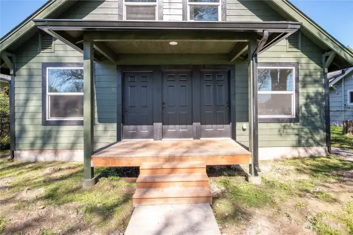 Completely Remodeled Triplex Investment Opportunity