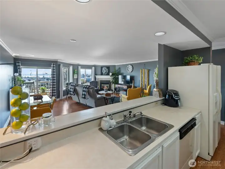 Fully equipped open kitchen to enjoy the views as you meal prep! Lots of counter space.