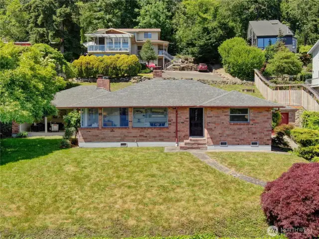 Classic brick mid-century modern rambler!