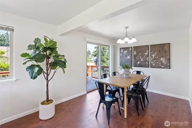 Another view of the dining room.