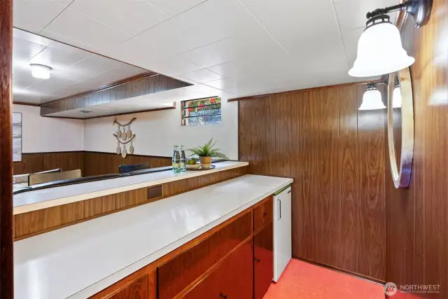 Super cool bar area in basement, takes you back in time. Has working mini refrigerator