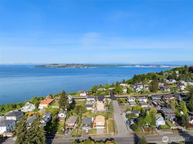 Super close to desirable Poiont Ruston area!