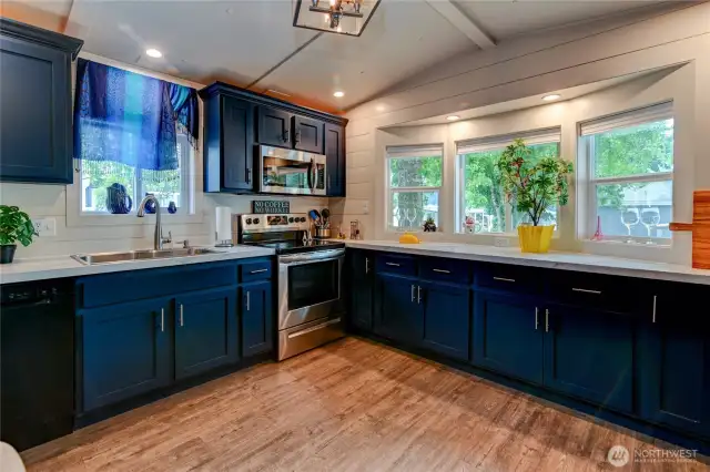 Over sized updated kitchen!