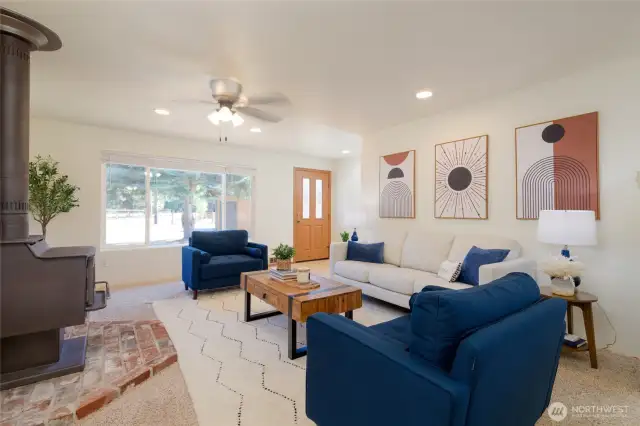 Beautiful and welcoming-Whether relaxing or entertaining guests, this space radiates warmth and comfort all year.