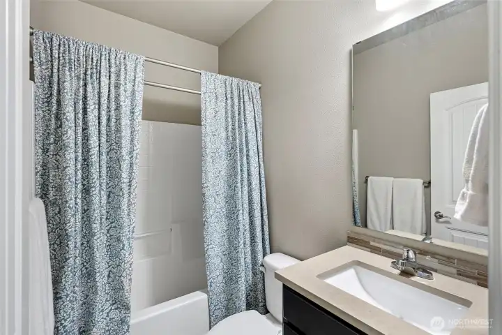 Main floor full bath