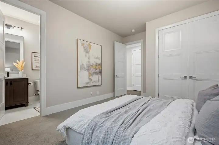 Upper level en-suite bedroom.