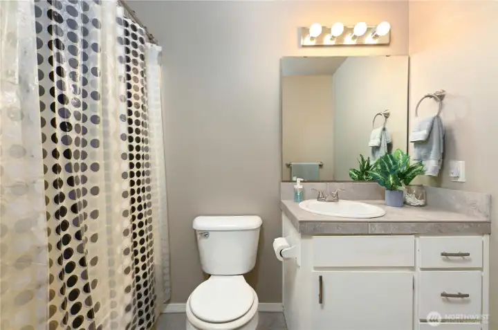 Main floor full bathroom.