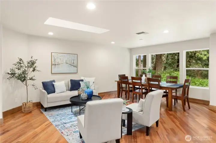 Living/ dining areas