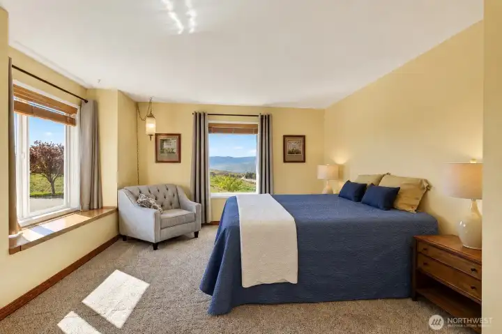 Main level bedroom