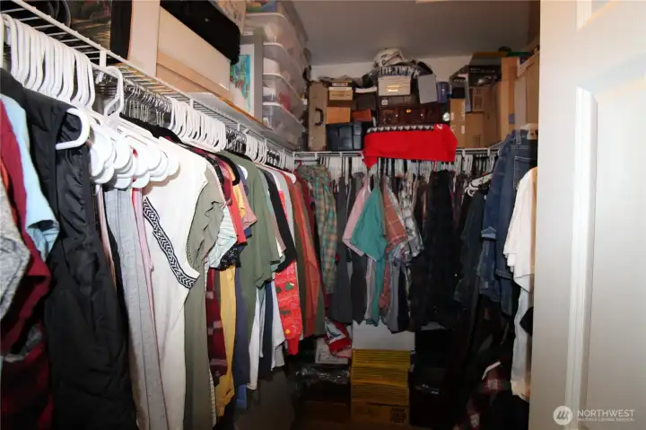 Primary walk in closet