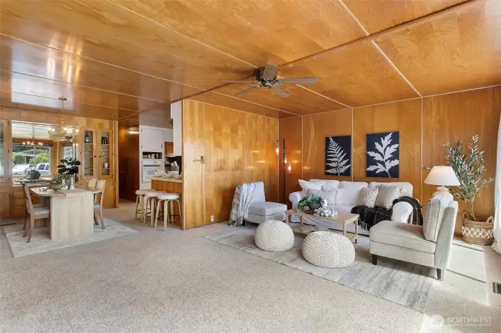 Spacious family room Spacious family room