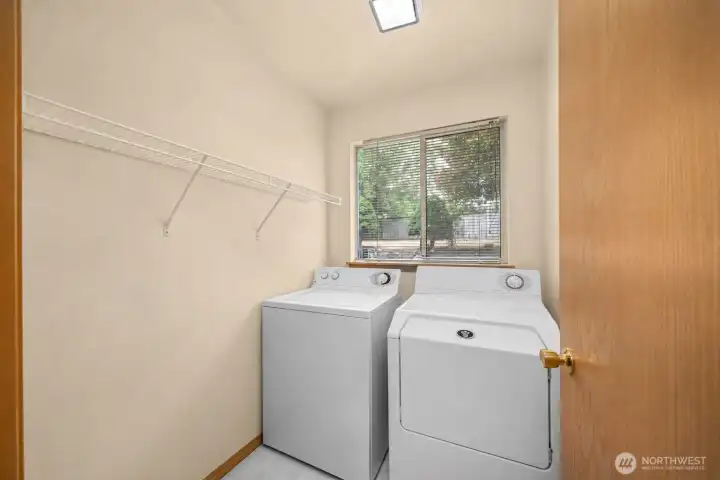 Laundry on lower level. Laundry on lower level.